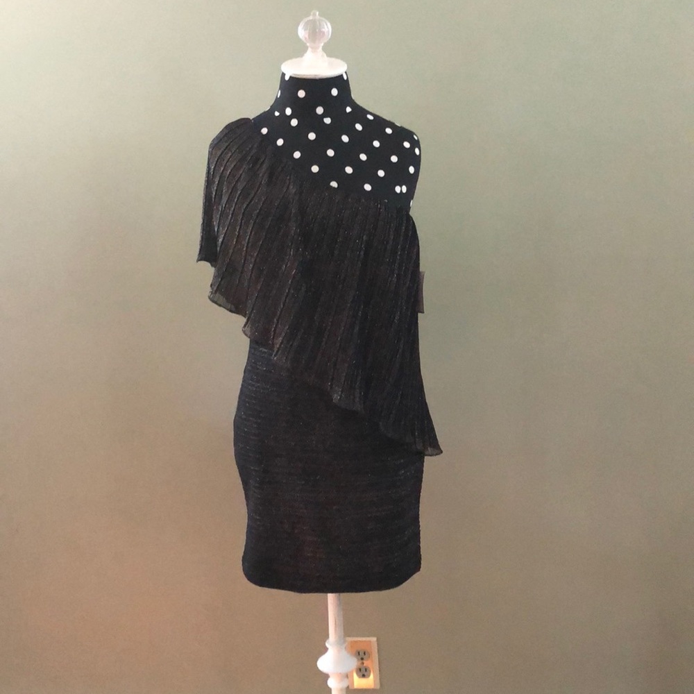 NWT David’s Bridal One shoulder dress